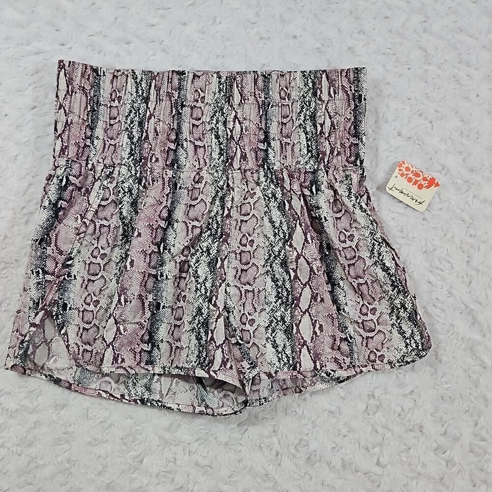 Free People Movement The Way Home Anconda Printed Shorts womens Large gym run FP